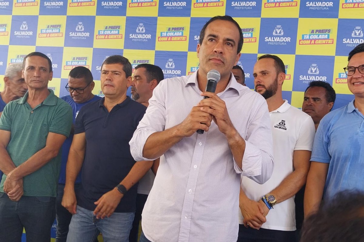 Vídeos: aos gritos, Bruno Reis sobe o tom ao rebater críticas da oposição sobre Carnaval