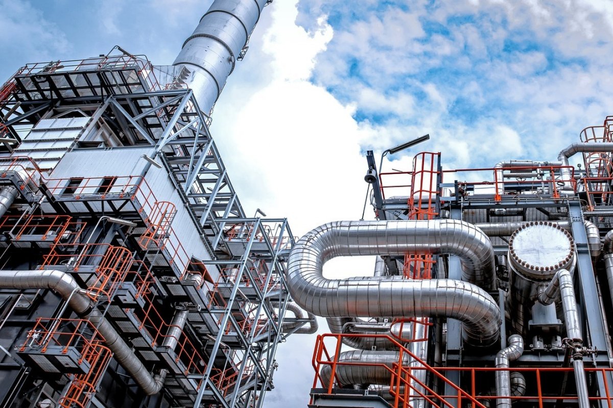 IBGE: produção industrial brasileira registra queda de 1,6% em janeiro