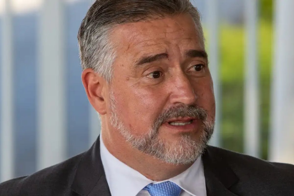 Paulo Pimenta comenta sobre queda na avaliação de Lula em pesquisa Quaest: "Nenhuma surpresa"