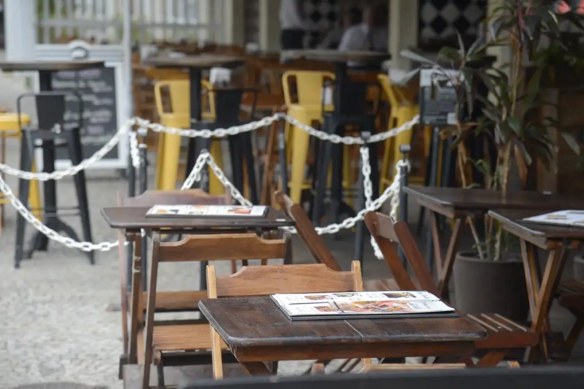 Número de bares e restaurantes com prejuízo aumenta 60% em janeiro
