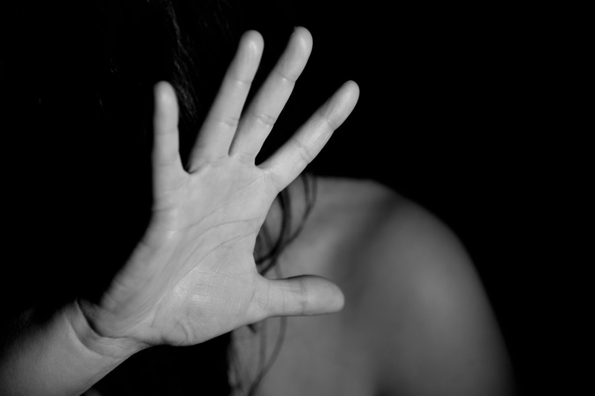 No Brasil, violência sexual contra mulheres leva mais de dois anos para ir a julgamento