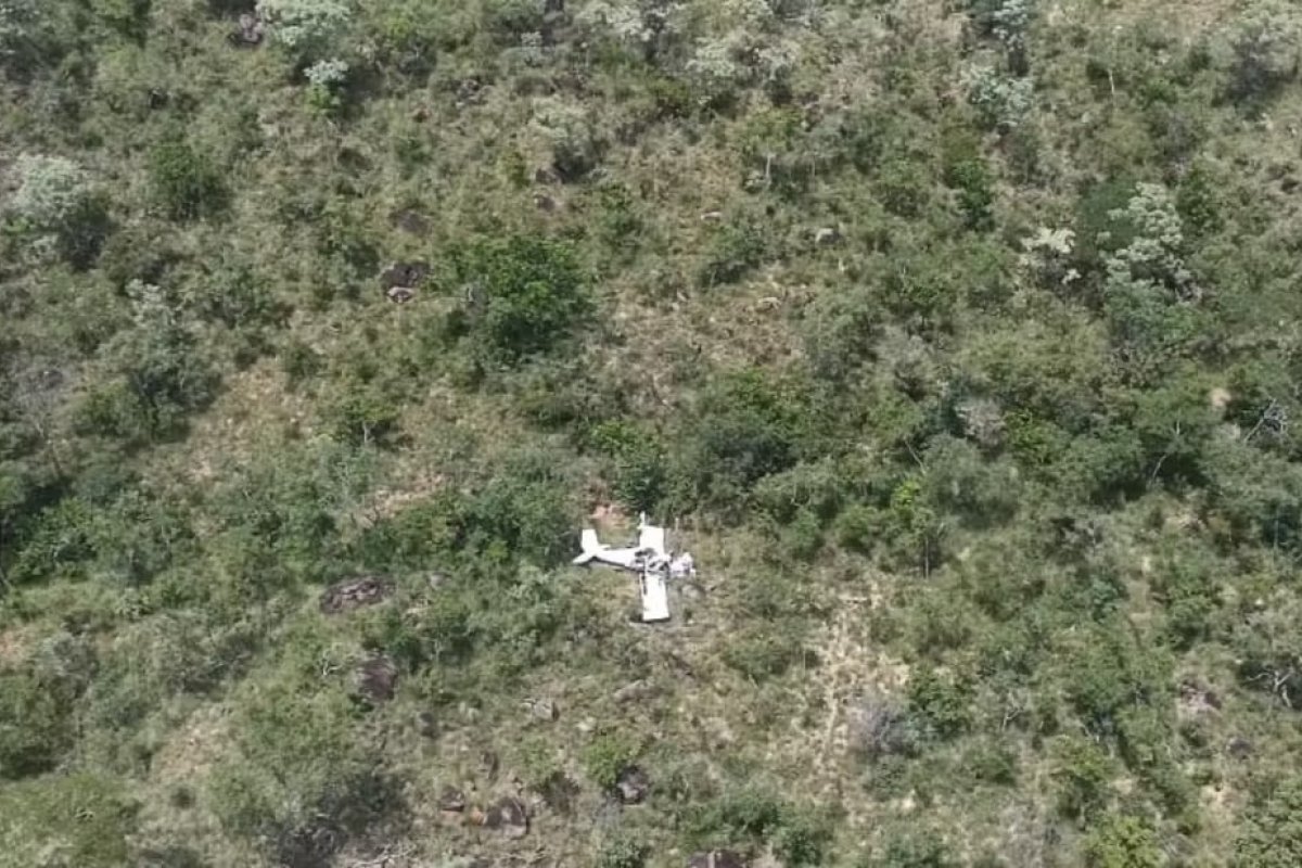 Piloto do avião que caiu na Bahia perdeu o controle do voo