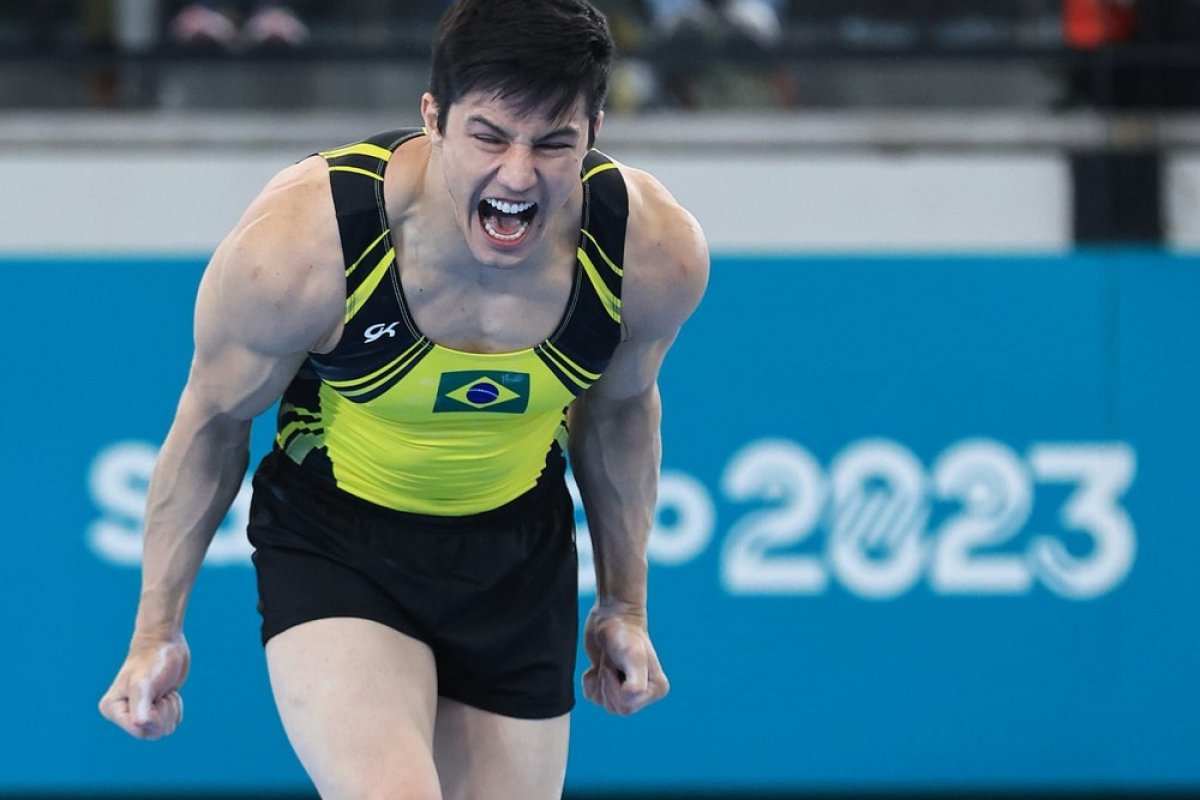 Arthur Nory conquista a prata na Copa do Mundo de Ginástica Artística