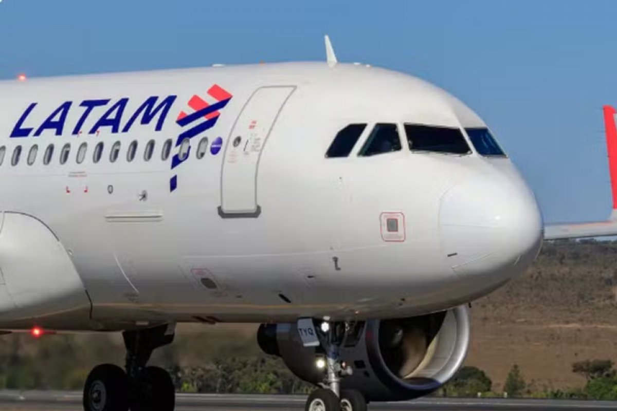Passageiros são hospitalizados após incidente com voo da Latam na Oceania