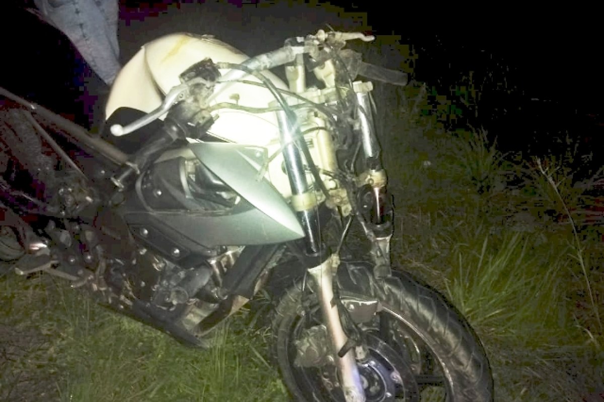 Mecânico morre em acidente de moto na BR-116 Norte, em Feira de Santana