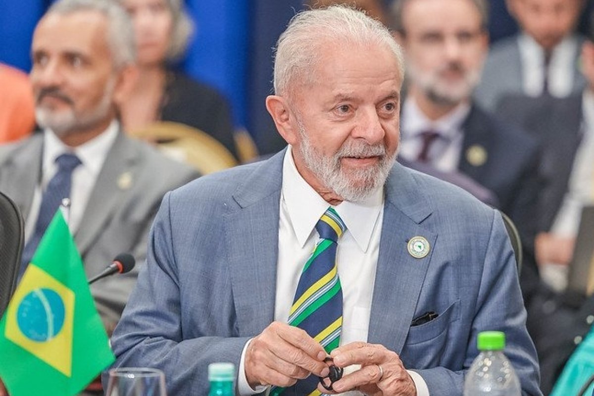 'Ainda estamos muito aquém daquilo que prometemos', diz Lula