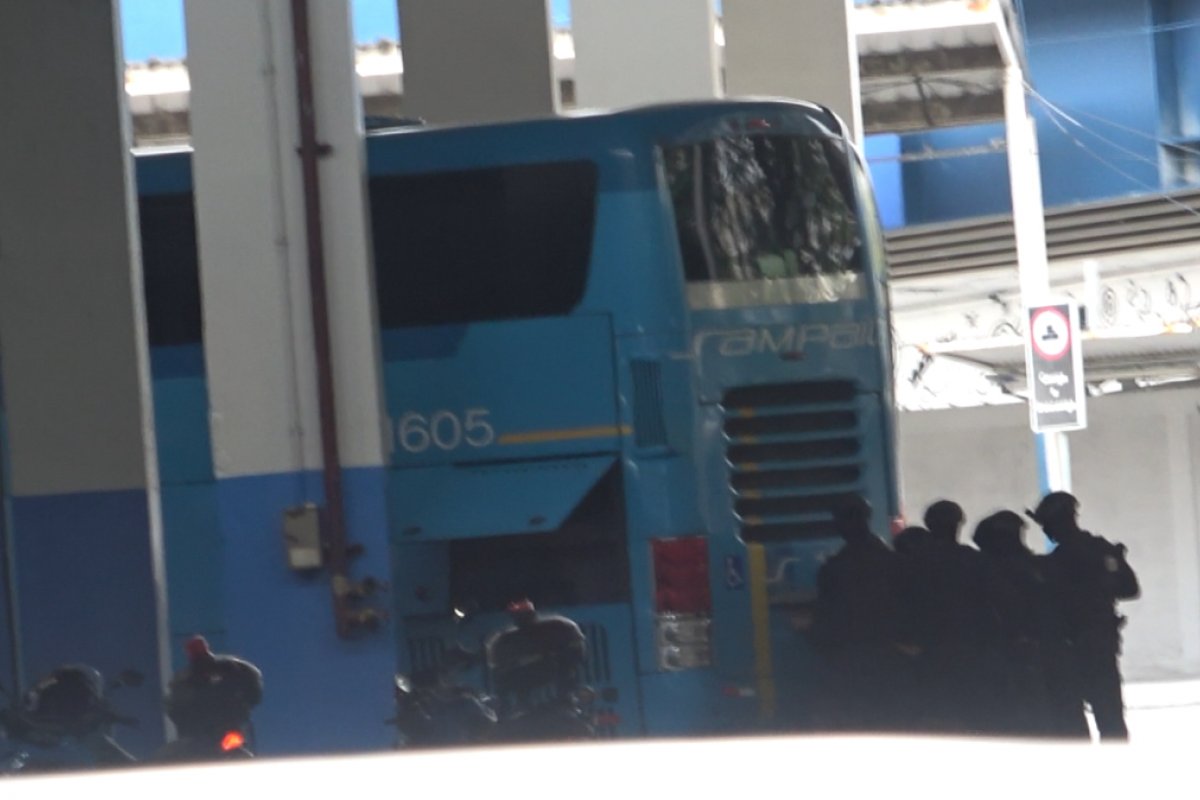 Ferido em Sequestro de ônibus no Rio está em estado “gravíssimo”, afirma secretário de saúde do Rio