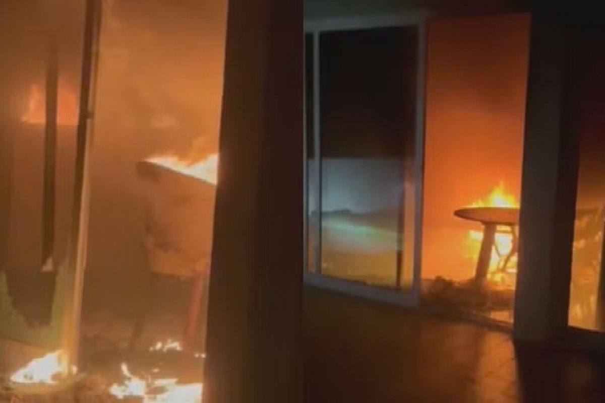 Antônio Rueda contrata perícia particular que aponta incêndio criminoso em casas de praia