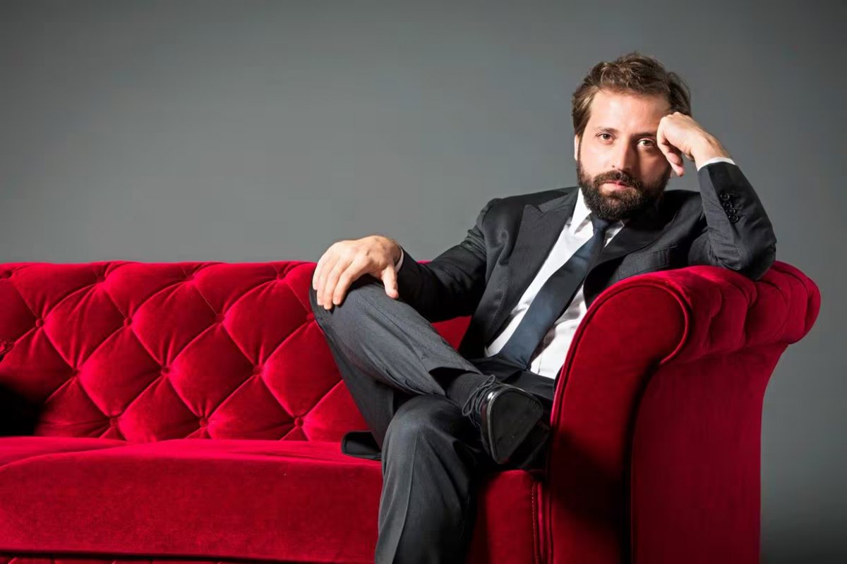 Vídeo: Gregório Duvivier reclama da "cota de tela"