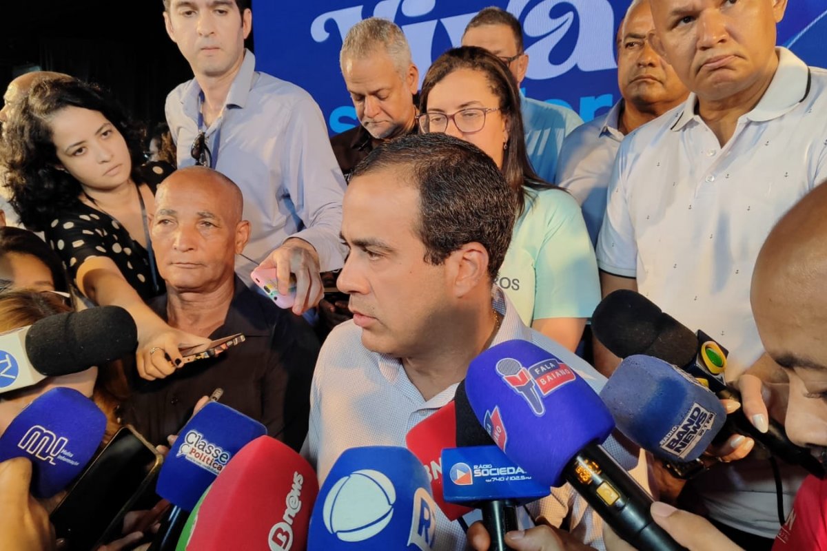 Vídeo: Bruno chama Jerônimo de mentiroso e diz que prefeitura cadastrou creches no PAC