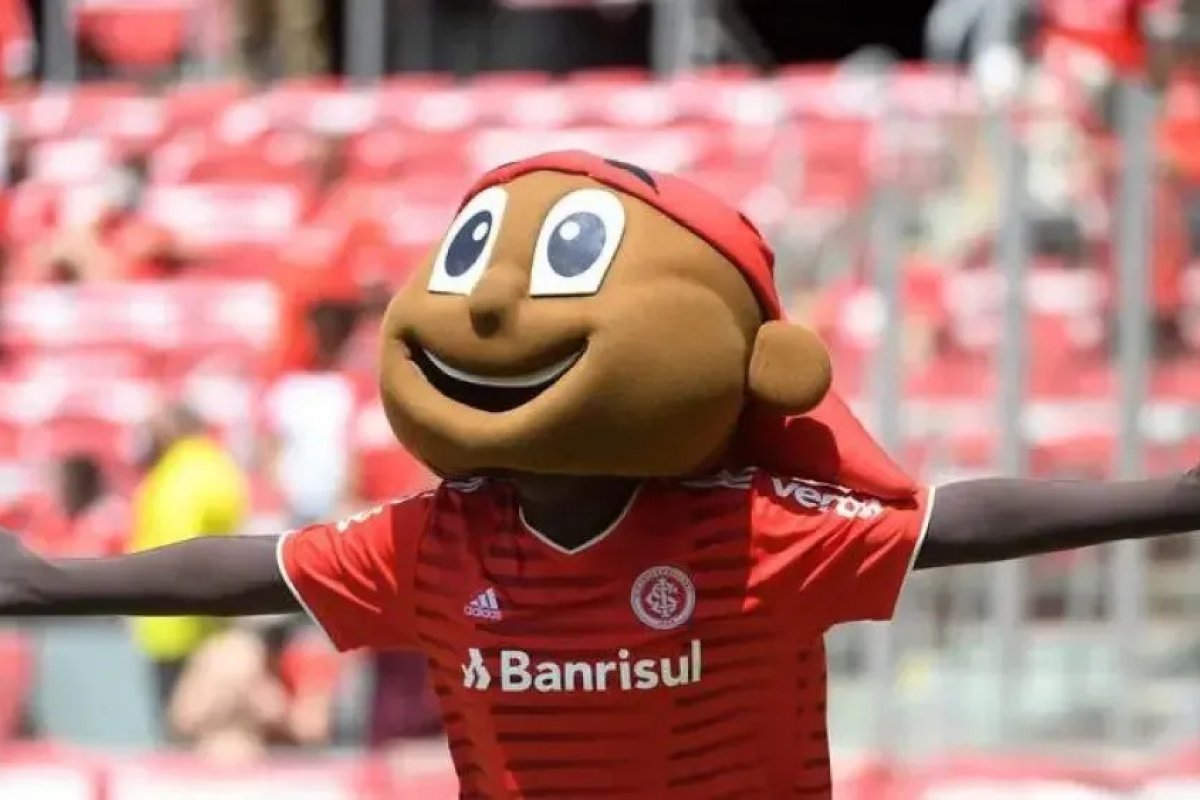 Internacional demite funcionário indiciado por importunação sexual