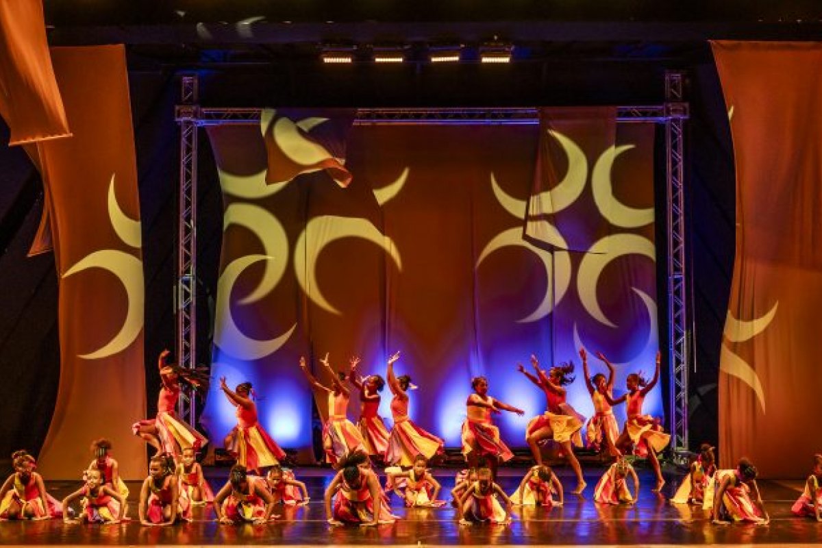 Núcleo de Extensão da Escola de Dança da Funceb abre 150 vagas gratuitas no Nordeste de Amaralina 