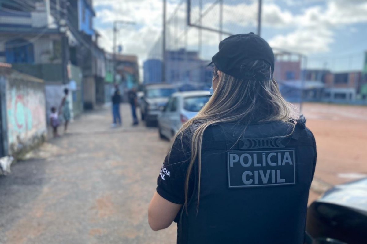 Homem é preso após romper tornozeleira e estuprar ex-companheira