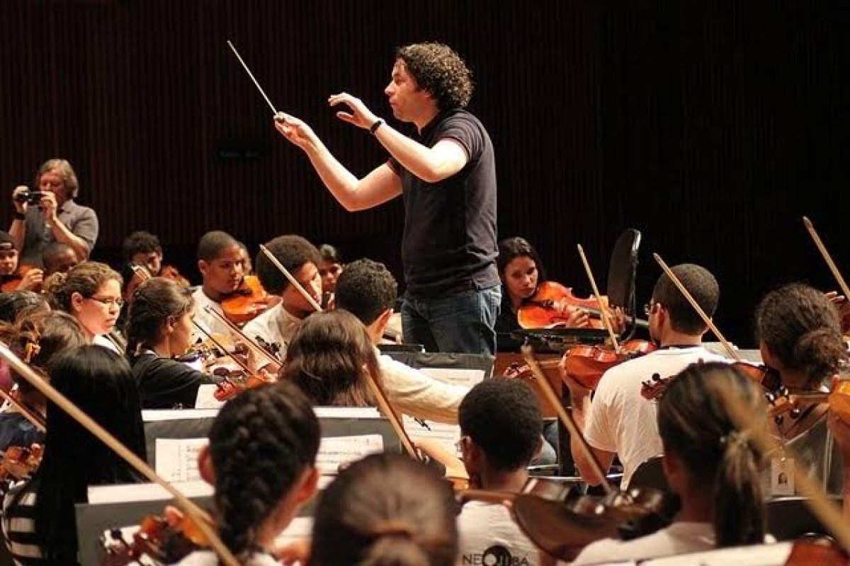 NEOJIBA abre Temporada 2024 com obras de Tchaikovsky