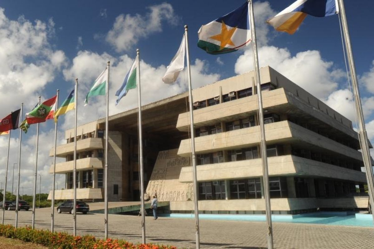 Na Alba, deputados avaliam requerimento para CPIs da Coelba e ViaBahia na terça (19)