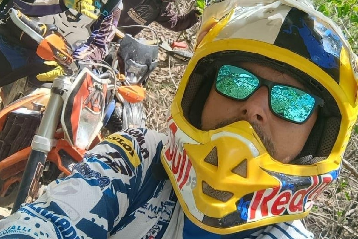 Farol da Barra é ponto de partida da maior expedição de moto off-road do Nordeste! 
