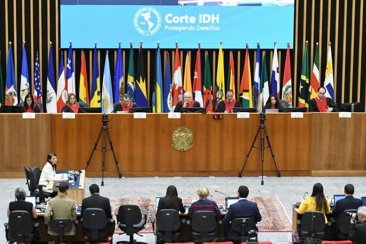 Corte Interamericana de Direitos Humanos condena Colômbia por espionagem