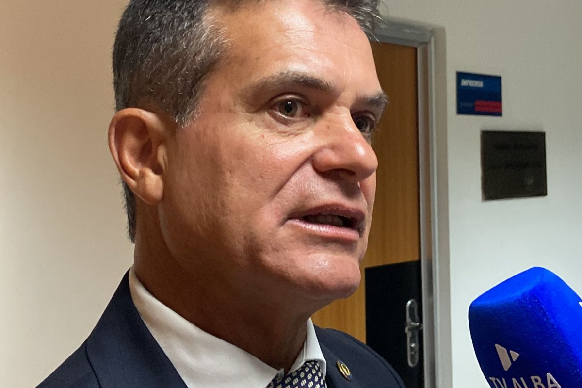 Vídeo: 'Vai sair preso', diz deputado Eduardo Salles sobre presidente da Via Bahia