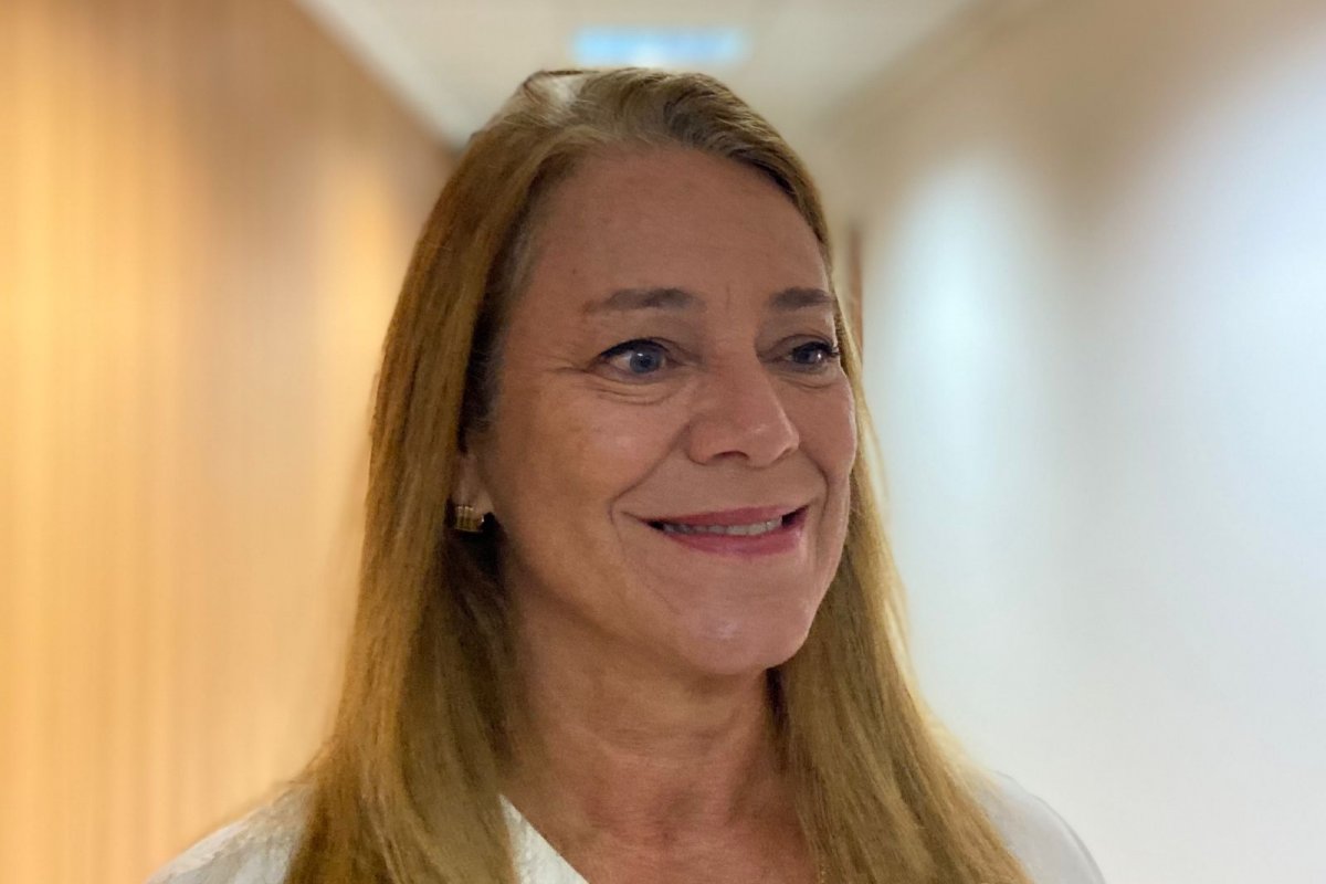 ‘Expectativa é votar e aprovar’, diz Fabíola Mansur sobre PEC da Reeleição