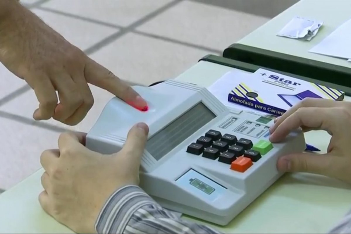 Eleitores têm até o dia 18 de fevereiro para realizar o cadastro biométrico