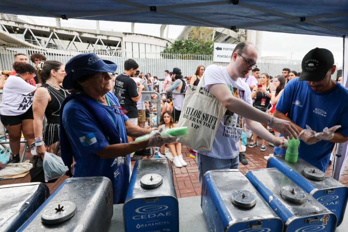 Distribuição obrigatória de água em shows será renovada pela Justiça