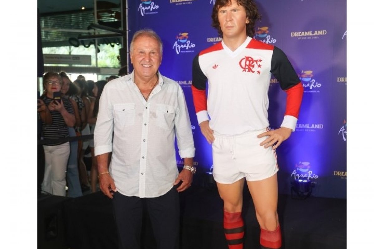 Zico ganha estátua no Museu de Cera!