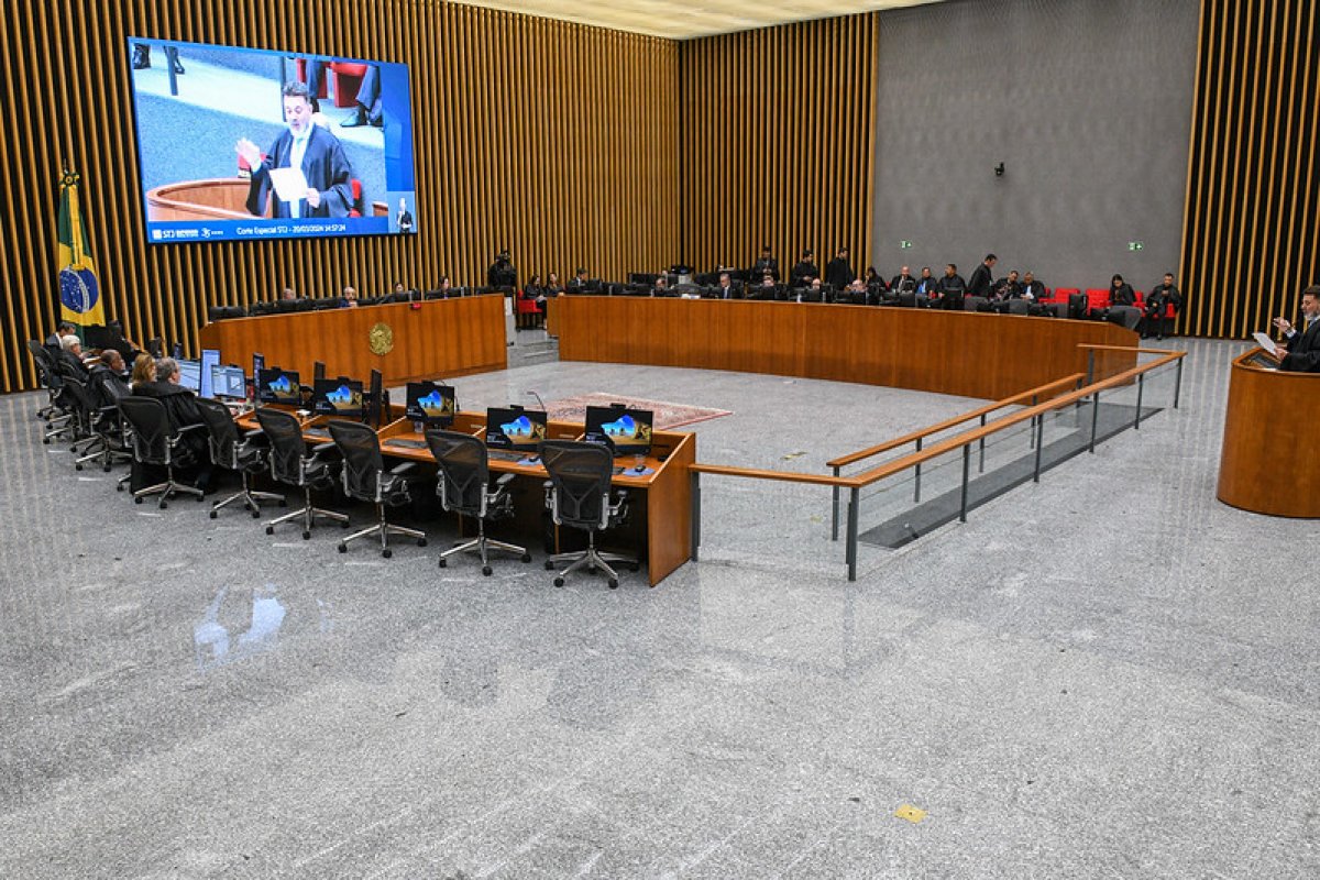 Caso Robinho: STJ forma maioria para cumprimento da pena no Brasil