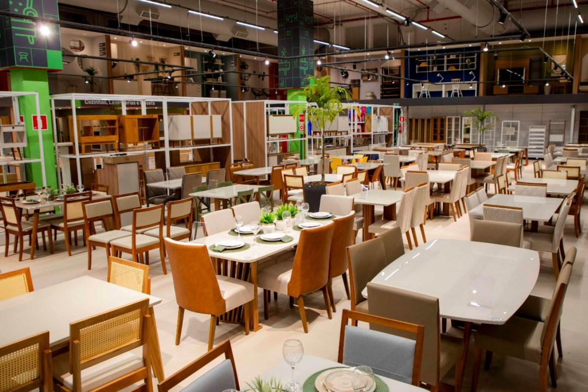 Home Center Ferreira Costa Barris é inaugurada com promoções especiais para seus novos clientes!