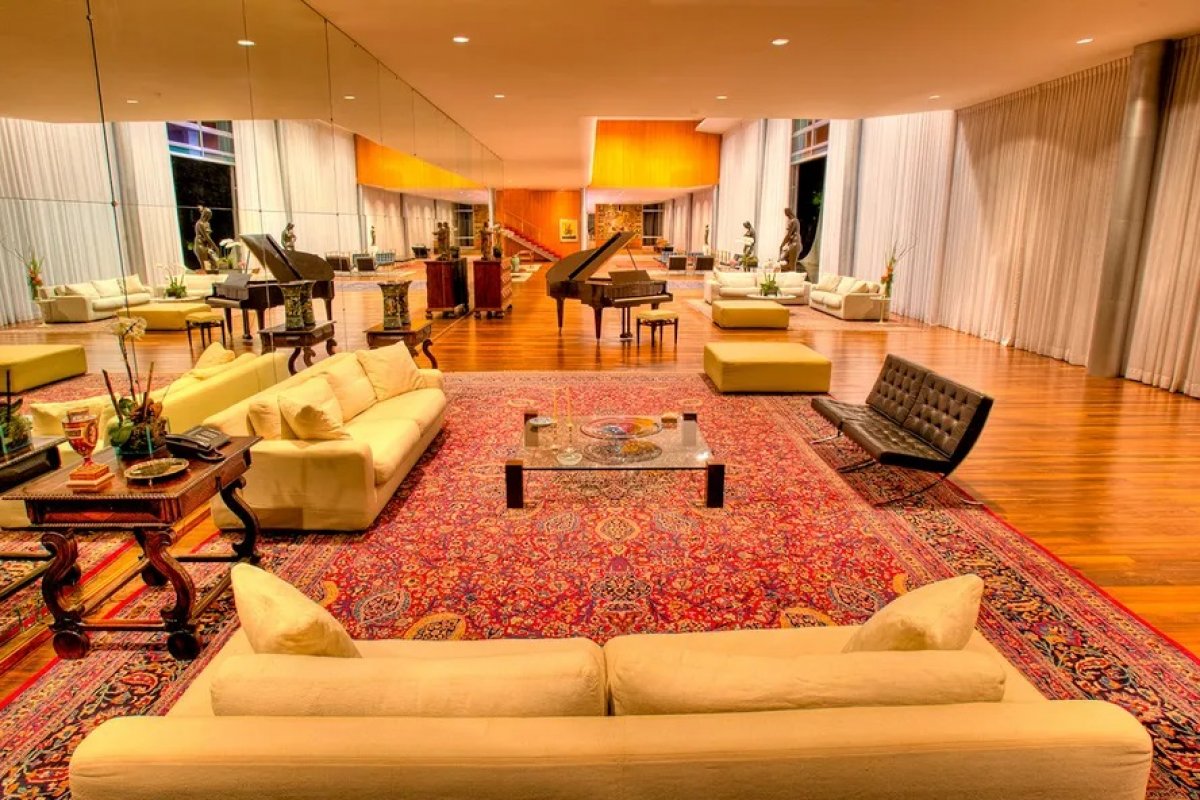 Governo Lula divulga 2 notas em 4 horas e culpa gestão Bolsonaro por não ter encontrado móveis