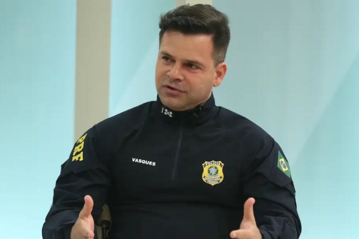 Silvinei Vasques é denunciado por fraude em licitações para compra de blindados da PRF