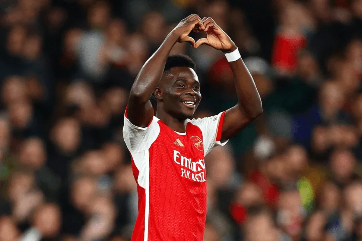 Saka é cortado da seleção da Inglaterra e não enfrenta Brasil