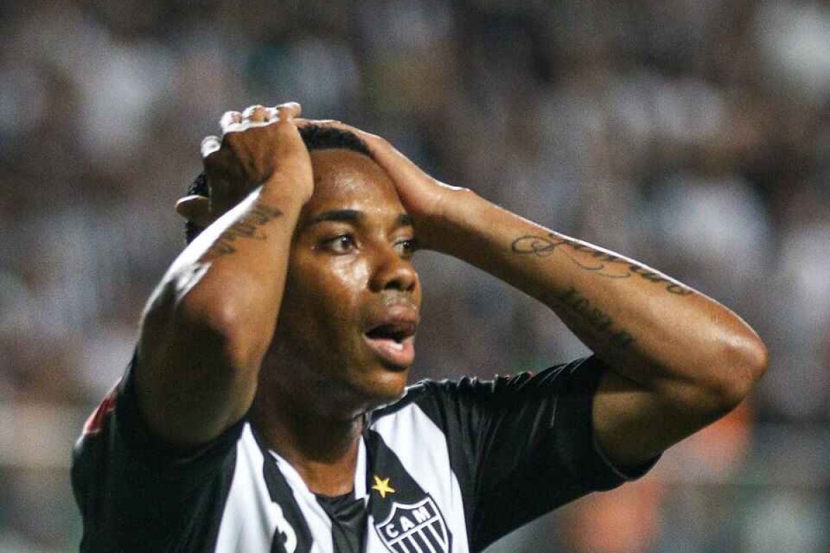 Robinho é preso em Santos após determinação do STJ