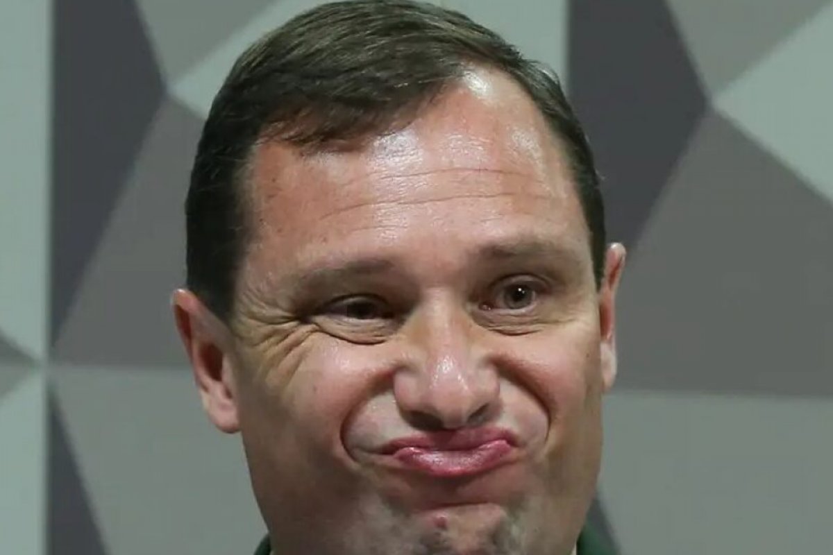 Mauro Cid é preso após audiência no STF