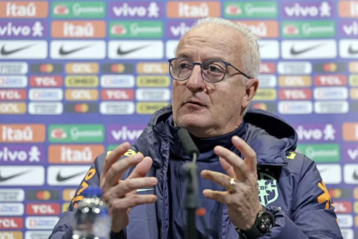 "Se houve realmente e comprovado algum tipo de crime, ele tem que ser penalizado", diz Dorival Júnior sobre Robinho