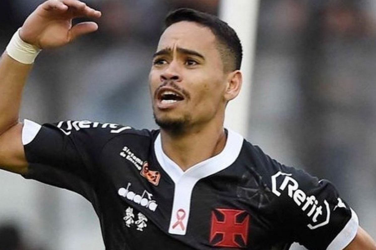 Nude do jogador Yago Pikachu vaza na internet