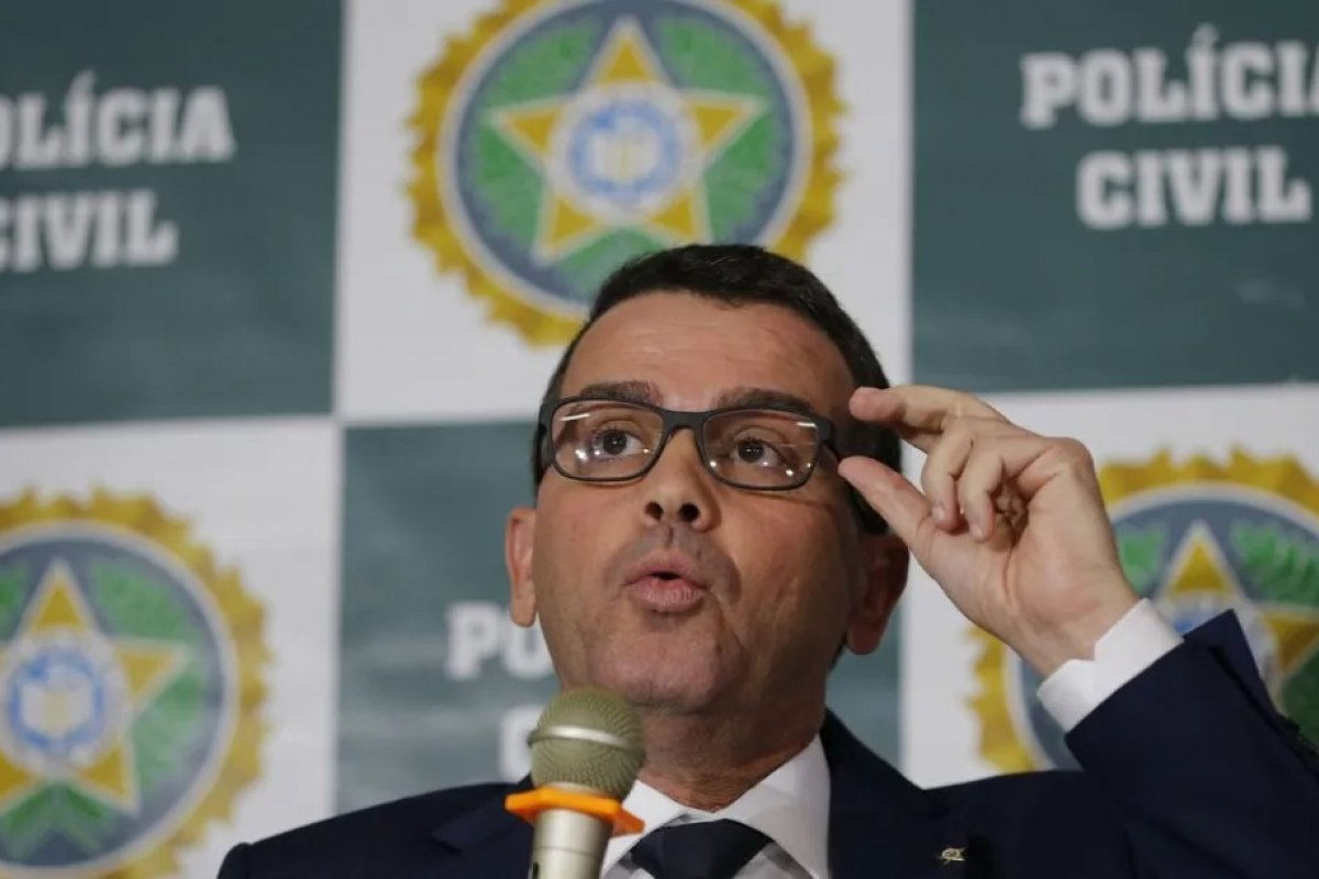 Renda de esposa de ex-chefe da Polícia Civil suspeito no caso Marielle aumentou quase 30 vezes