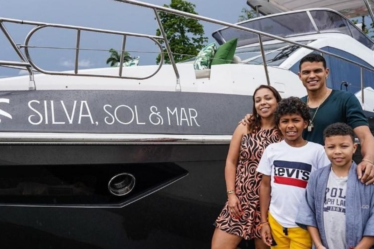 Thiago Silva compra iate avaliado em R$ 5,9 milhões