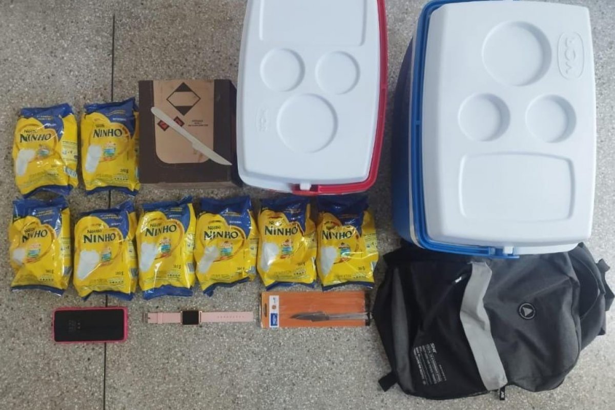 PM prende casal suspeito de roubo a mercado na Av. San Martins, em Salvador