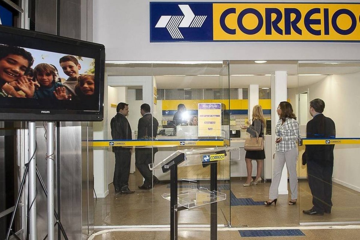 Governo pode optar por liquidação dos Correios