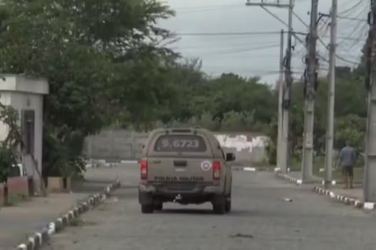 Polícia acredita que crianças estavam presentes durante triplo homicídio em apartamento na Bahia