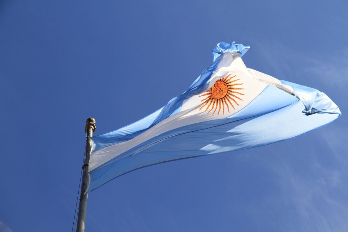 Argentina concede asilo a líderes da oposição venezuelana que sofrem 'perseguição'