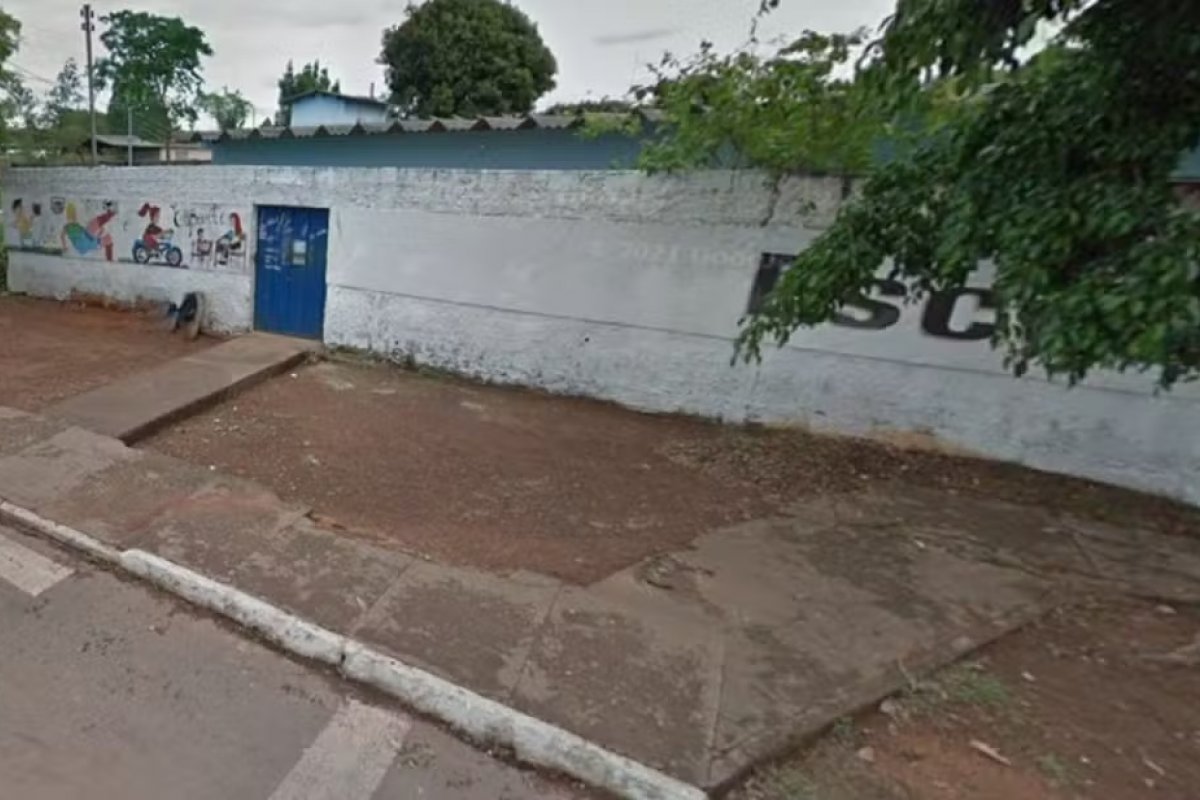 Estudantes que vazaram foto de professora podem responder por divulgação de cena de nudez sem consentimento da vítima