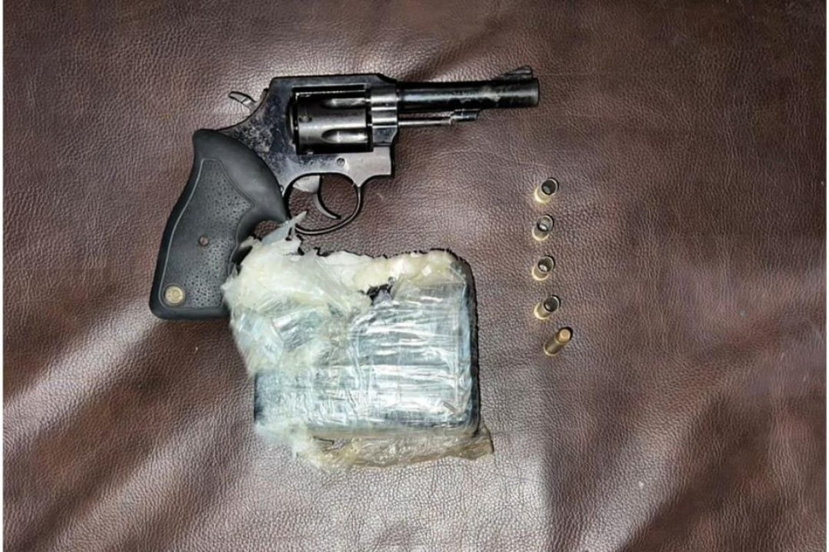 Operação Força Total apreende arma em Teixeira de Freitas