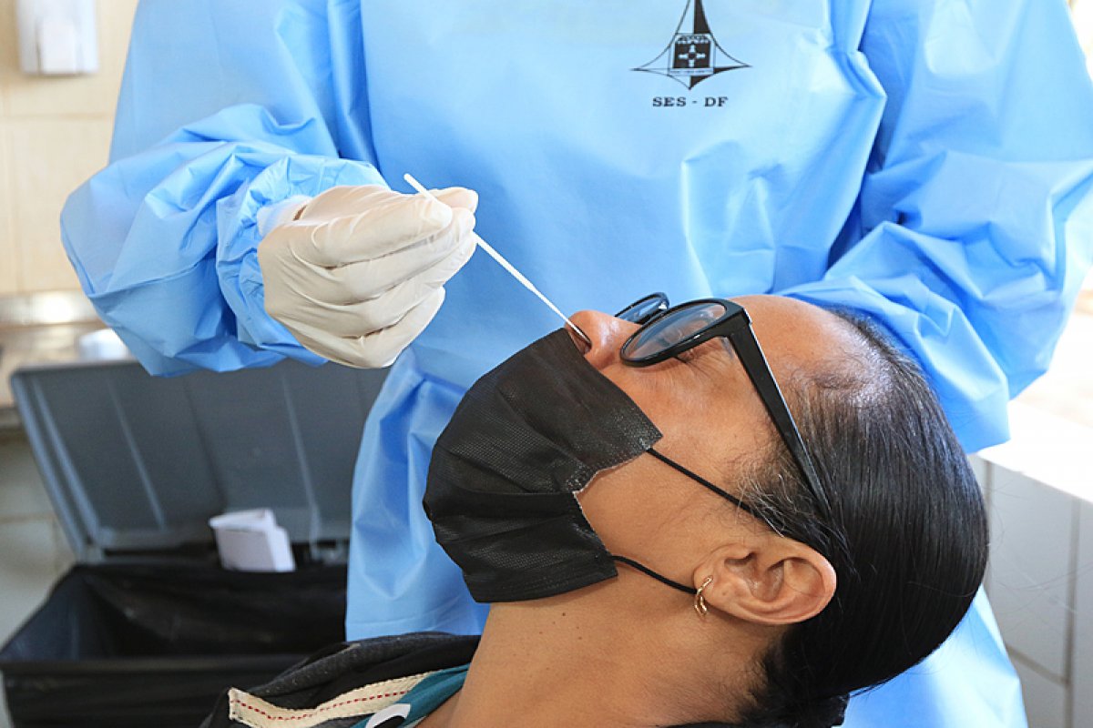 Casos de síndrome respiratória aguda grave continuam em alta no Brasil