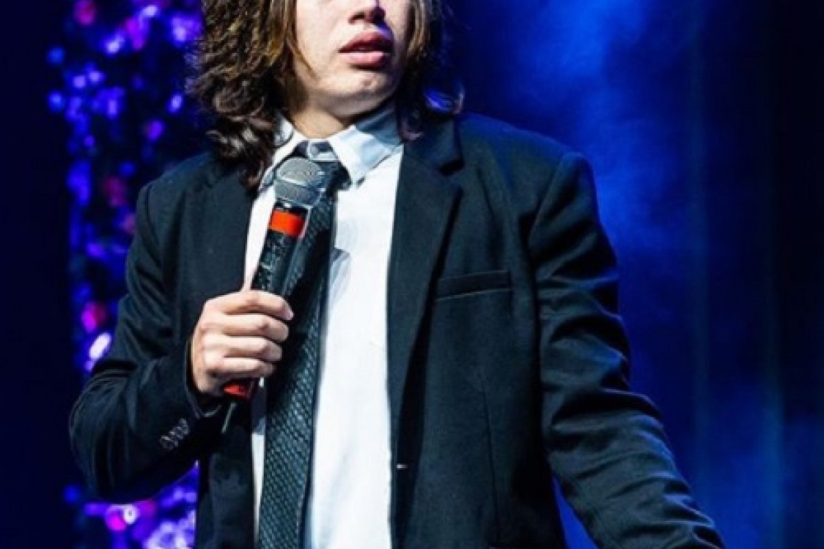 Por problemas de saúde, Whindersson Nunes adia data de espetáculo em Salvador