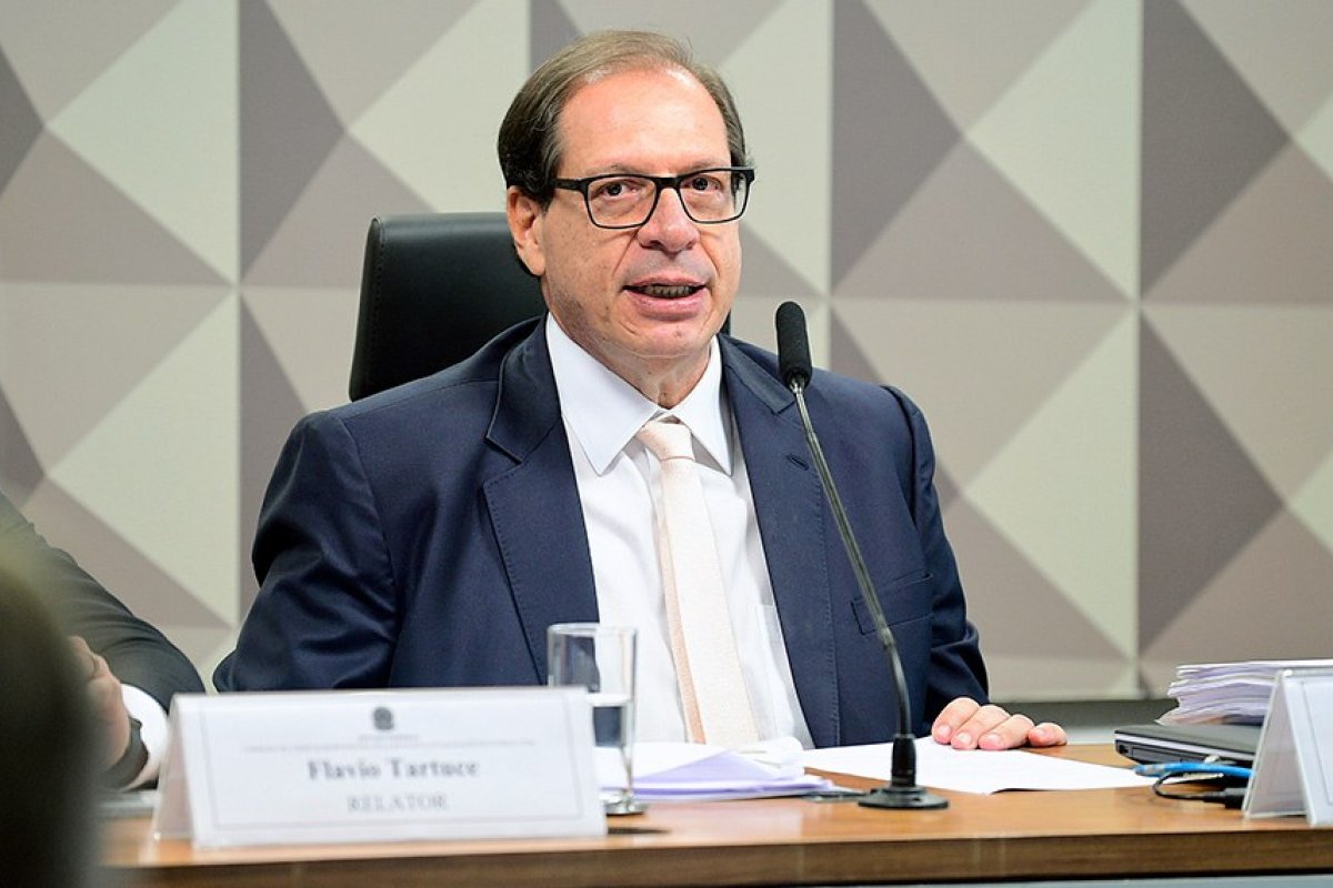 Código Civil: comissão de juristas começa analisar relatório nesta segunda (01)