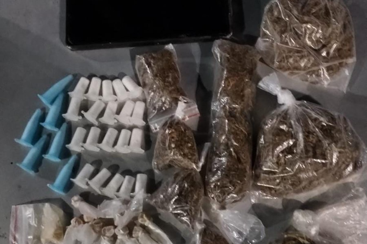 Homem é preso por tráfico de drogas em Alto de Ondina