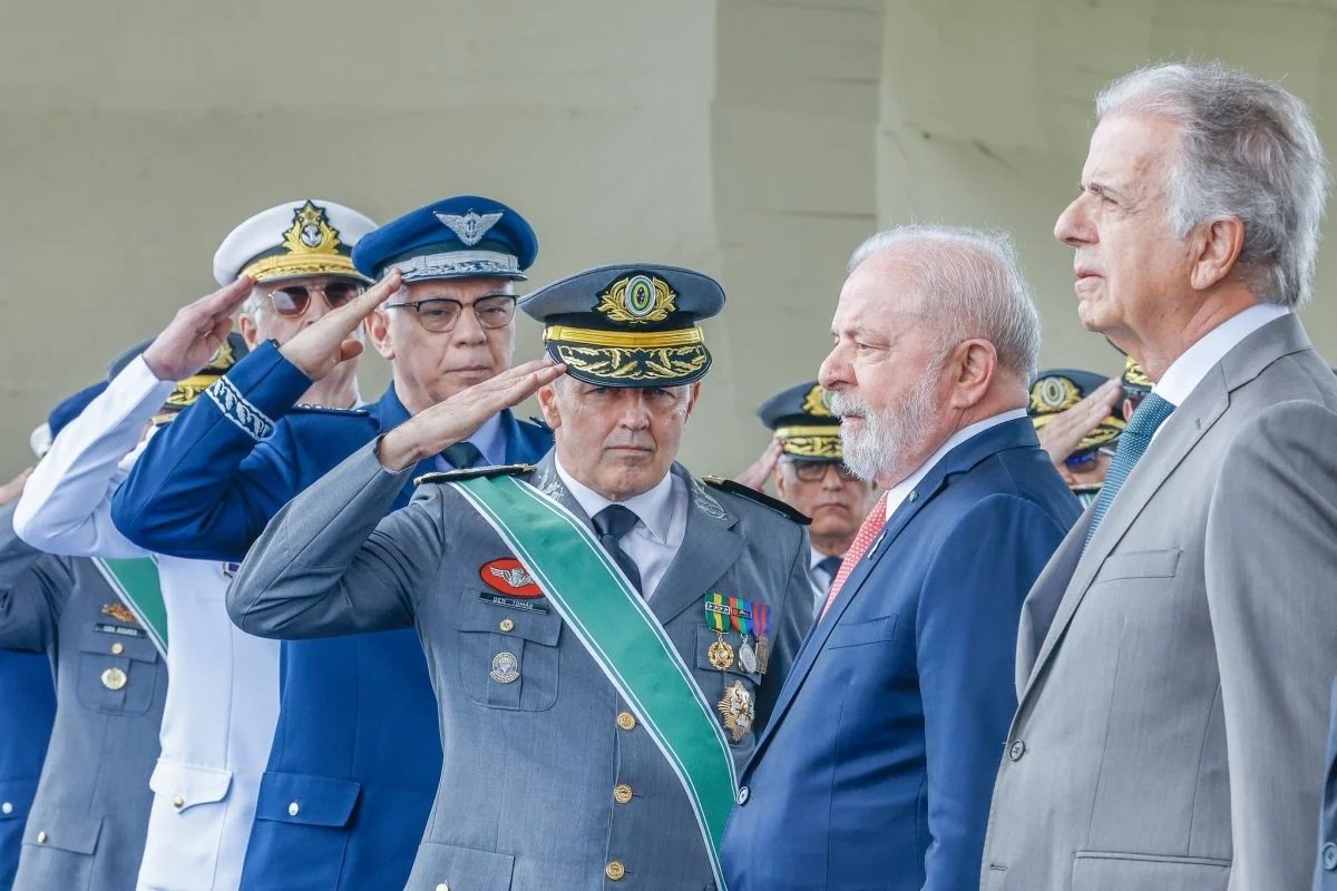 59% aprovam veto de Lula a atos sobre 60 anos do golpe, mostra Datafolha