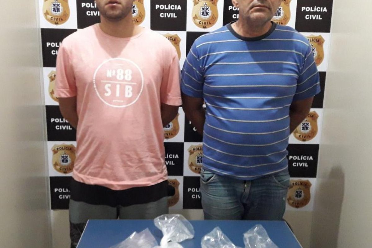 Pai e filho são presos suspeitos de tráfico de drogas em Vitória da Conquista
