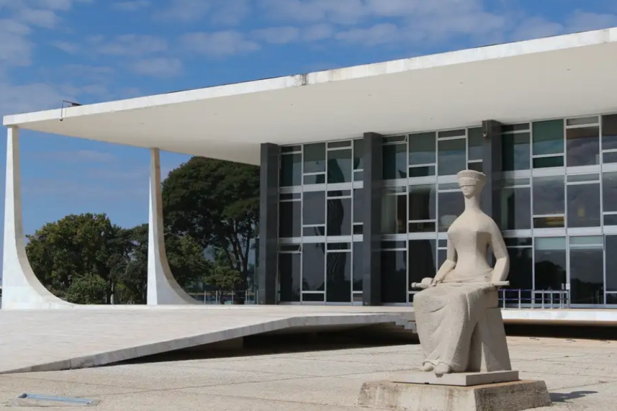 STF busca ampliar poderes com foro especial, e oposição reage no Congresso